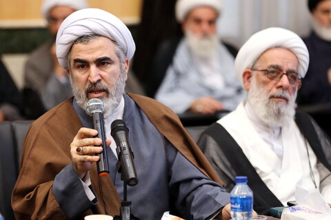 تصاویر/ نشست آیت الله اعرافی با مدیران آموزش حوزه تهران