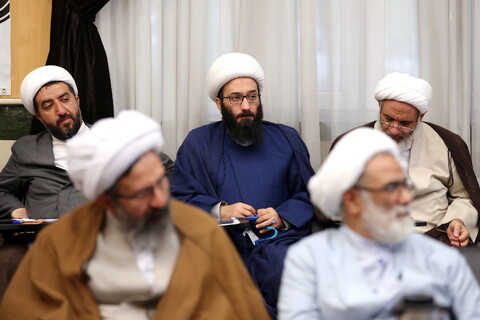 تصاویر/ نشست آیت الله اعرافی با مدیران آموزش حوزه تهران