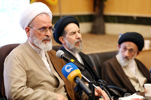 تصاویر/ نشست آیت الله اعرافی با مدیران آموزش حوزه تهران
