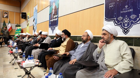 تصاویر/ نشست آیت الله اعرافی با مدیران آموزش حوزه تهران