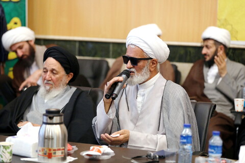 تصاویر/ نشست آیت الله اعرافی با مدیران آموزش حوزه تهران