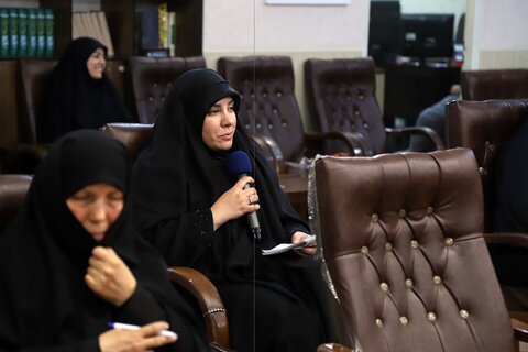 تصاویر / شست مشترک امام جمعه همدان با فعالان عرصه عفاف و حجاب