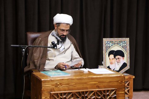 تصاویر / شست مشترک امام جمعه همدان با فعالان عرصه عفاف و حجاب