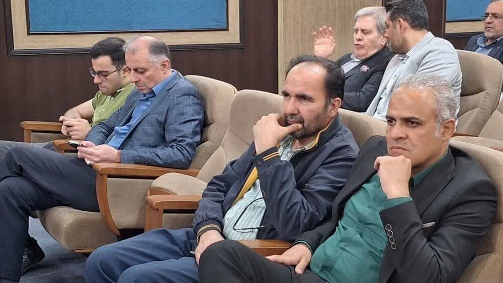 نشست مشترک مدیران ملّی منطقه فرهنگی کاشان در نهادهای اقتصادی برگزار شد+عکس