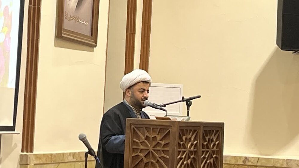 در امر جذب و پذیرش طلاب از تبلیغ چهره به چهره غفلت نشود