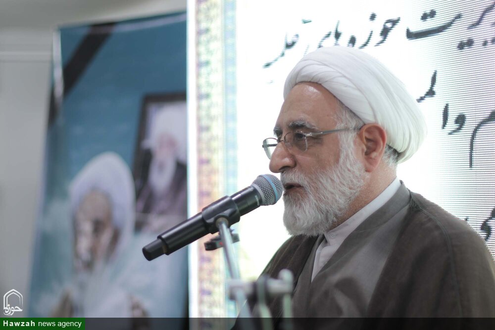 طلبه امروز باید الگوی سیره زندگی پیامبر(ص) را در جامعه زنده کند