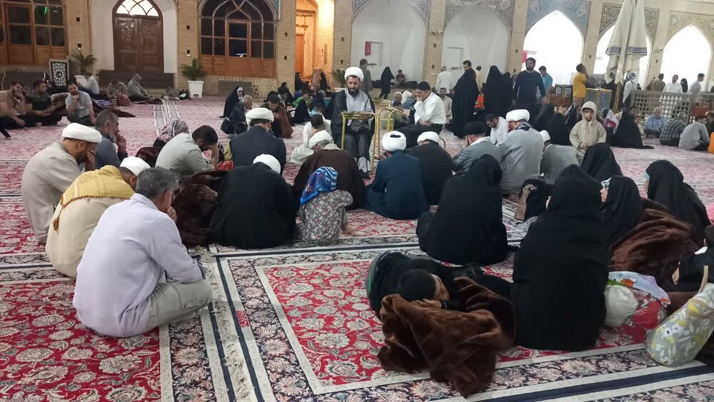سفر معنوی اساتید حوزه‌های علمیه کهگیلویه و بویراحمد به عتبات عالیات/ تقویت پیوندهای دینی و علمی + عکس