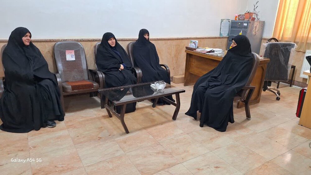 مشکلات طلاب در کانون توجه مدرسه علمیه کوثر/ برگزاری کارگاه‌های مشاوره و بررسی نقش خانواده
