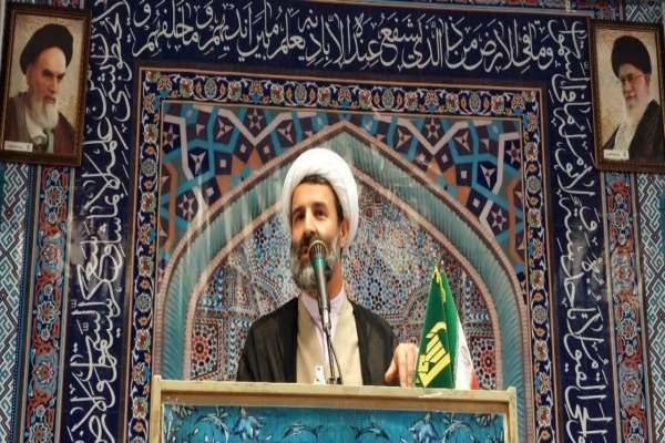 دیپلماسی بدون قدرت نظامی، درختی بی‌ریشه است