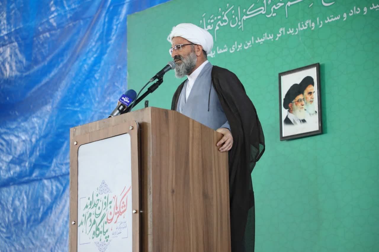 «ظلم‌ستیزی» یکی از وجوه مهم شخصیتی امام صادق(ع) است/ امور کشور و معیشت مردم را نباید به مذاکرات گره زد