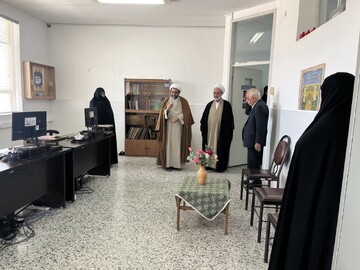 بازدید مدیر حوزه‌های علمیه خواهران، از مدرسه علمیه خواهران حضرت سیدالشهدا(ع) یزد
