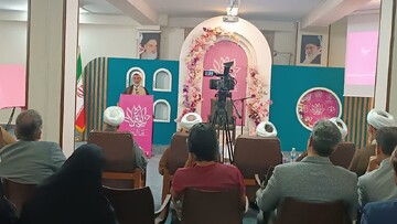 ۲۵ طرح فرهنگی دخترانه محور در سطح کشور فعال است / طرح فرهنگی نیلوفرانه الگویی برای تمامی کشور