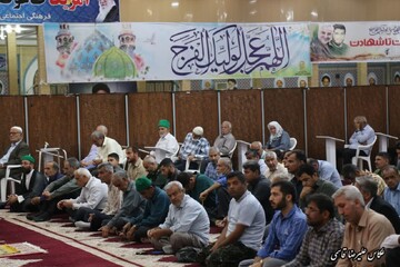 آیین عبادی سیاسی نمازجمعه شهر خورموج به روایت تصاویر