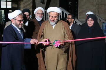 تصاویر/ پاتوق فرهنگی نیلوفرانه در قم افتتاح شد