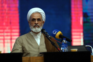 هویت طلبگی، گوهر اصلی طلبه است / حوزه علمیه تهران دارای ویژگی منحصر به فردی است