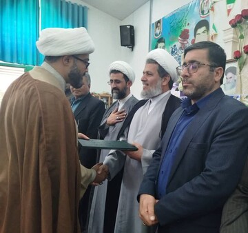 امام جمعه جدید بخش پاسارگاد شهر مادرسلیمان معرفی شد