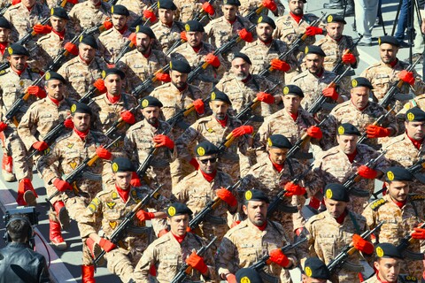 تصاویر/ مراسم گرامیداشت روز ارتش جمهوری اسلامی ایران در ارومیه