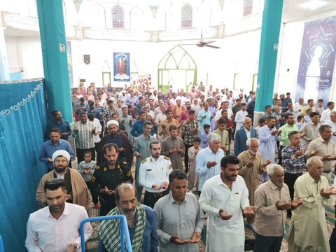 تصاویر/ اقامه نماز جمعه ریگان