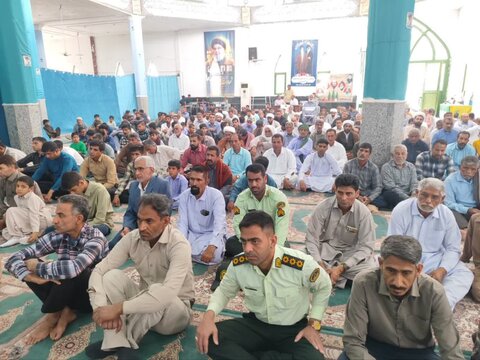 تصاویر/ اقامه نماز جمعه ریگان