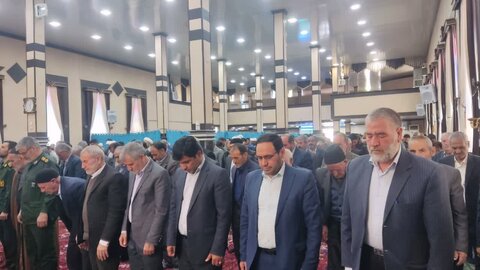 تصاویر/ آیین عبادی سیاسی نماز جمعه چهاربرج