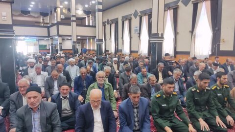 تصاویر/ آیین عبادی سیاسی نماز جمعه چهاربرج