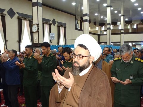 تصاویر/ آیین عبادی سیاسی نماز جمعه چهاربرج