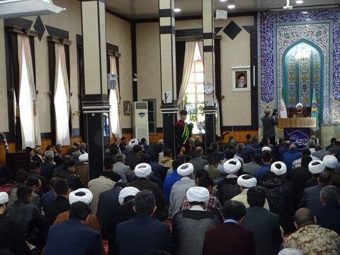 تصاویر/ آیین عبادی سیاسی نماز جمعه چهاربرج