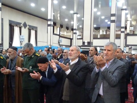 تصاویر/ آیین عبادی سیاسی نماز جمعه چهاربرج