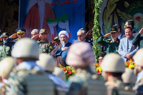 تصاویر/ رژه روز ارتش در تبریز