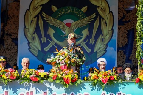 تصاویر/ رژه روز ارتش در تبریز