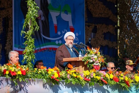 تصاویر/ رژه روز ارتش در تبریز