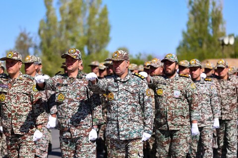 تصاویر/ رژه روز ارتش در تبریز