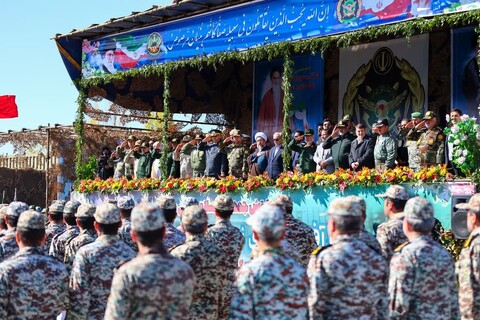 تصاویر/ رژه روز ارتش در تبریز