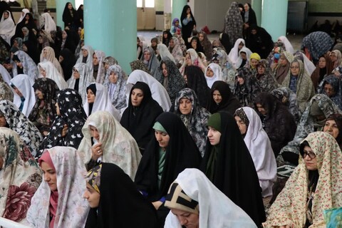 تصاویر/ اقامه نماز جمعه شهرستان تکاب