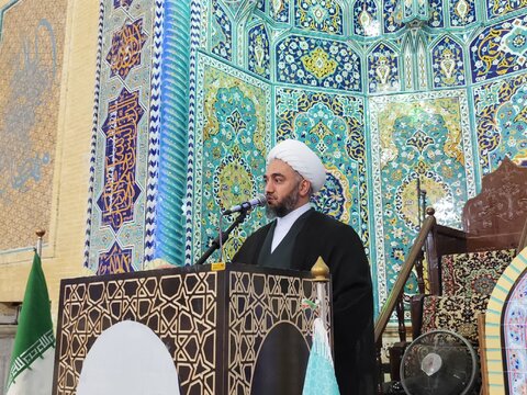 تصاویر/ اقامه نماز جمعه بم