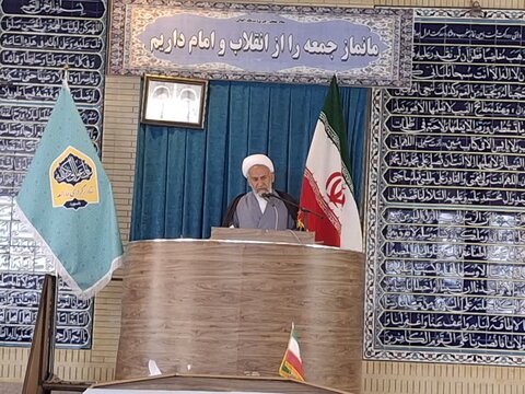 تصاویر/ اقامه نماز جمعه بلورد