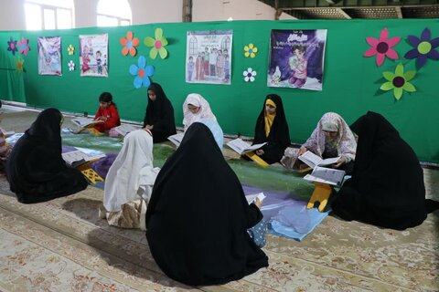 تصاویر اقامه نماز جمعه در بروجرد