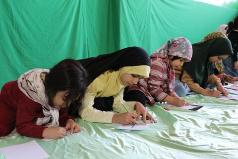 تصاویر اقامه نماز جمعه در بروجرد