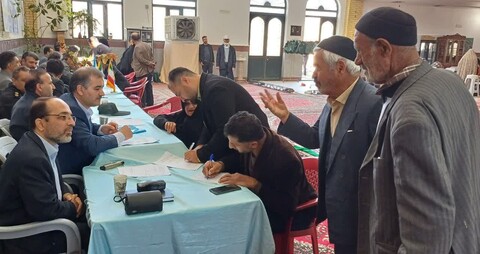 تصاویر /  برپایی میز خدمت در‌ نماز جمعه جورقان