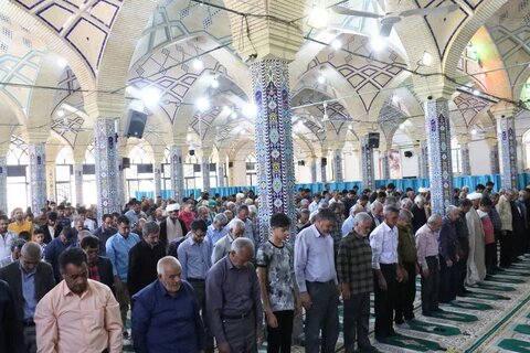 تصاویر/ اقامه نماز جمعه ماهان