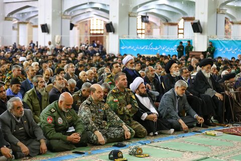تصاویر/ اقامه نماز جمعه تبریز