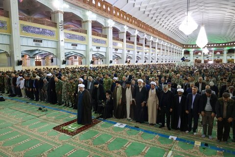 تصاویر/ اقامه نماز جمعه تبریز