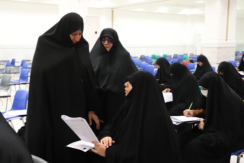 تصاویر/ آزمون ورودی سال تحصیلی 1405-1404 جامعه الزهرا سلام‌الله‌علیها در سطوح تحصیلی 3 و 4
