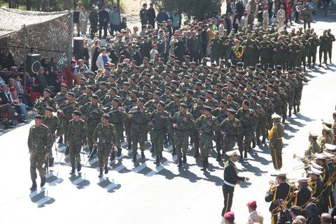 تصاویر / رژه نیروهای مسلح استان قزوین برگرارشد