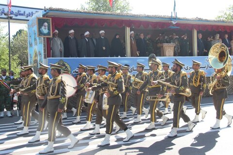 تصاویر / رژه نیروهای مسلح استان قزوین برگرارشد