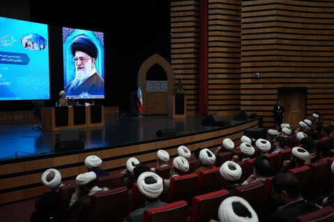 تصاویر/ برگزاری جلسه دیدار طلاب حوزه علمیه استان تهران با آیت الله اعرافی