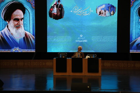 تصاویر/ برگزاری جلسه دیدار طلاب حوزه علمیه استان تهران با آیت الله اعرافی