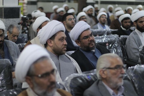 تصاویر/ مراسم عمامه گذاری و تجلیل از طلاب حوزه علمیه سفیران هدایت بیرجند