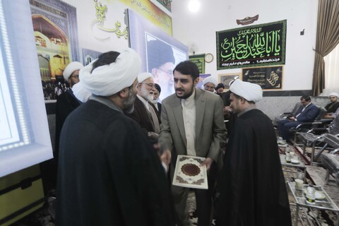 تصاویر/ مراسم عمامه گذاری و تجلیل از طلاب حوزه علمیه سفیران هدایت بیرجند