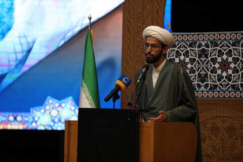 تصاویر/ دیدار صمیمی آیت الله اعرافی و معاونین ایشان با طلاب حوزه علمیه استان تهران